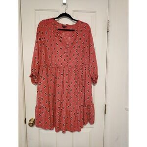 Torrid Pink Diamond Print‎ Crochet Yoke Lace Tiered Mini Dress Size 2
